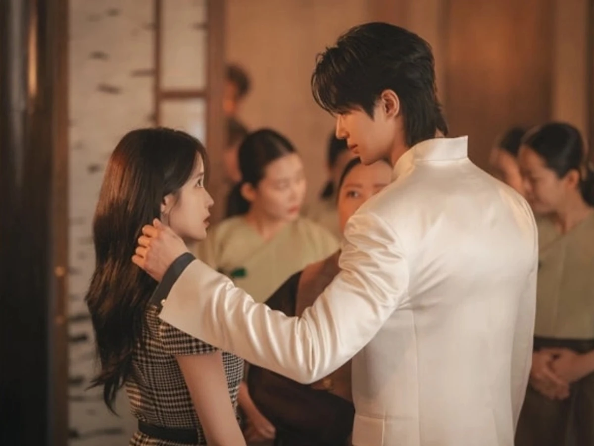 IU and Byeon Woo-seok, “The Grand Prince Consort in the 21st Century”: A Once-in-a-Lifetime Contract Couple Is Born