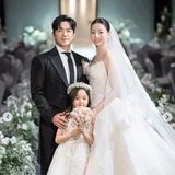 신화 이민우·이아미 결혼식 소감…딸과 함께한 '의자 춤' 화제