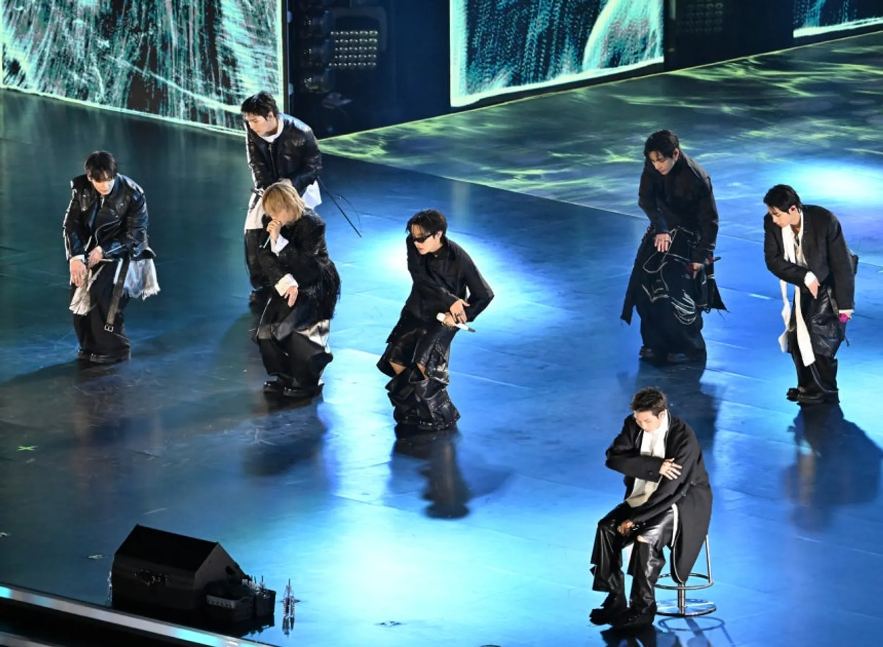 3.98 million copies in a day… BTS’s “Arirang” sweeps global charts