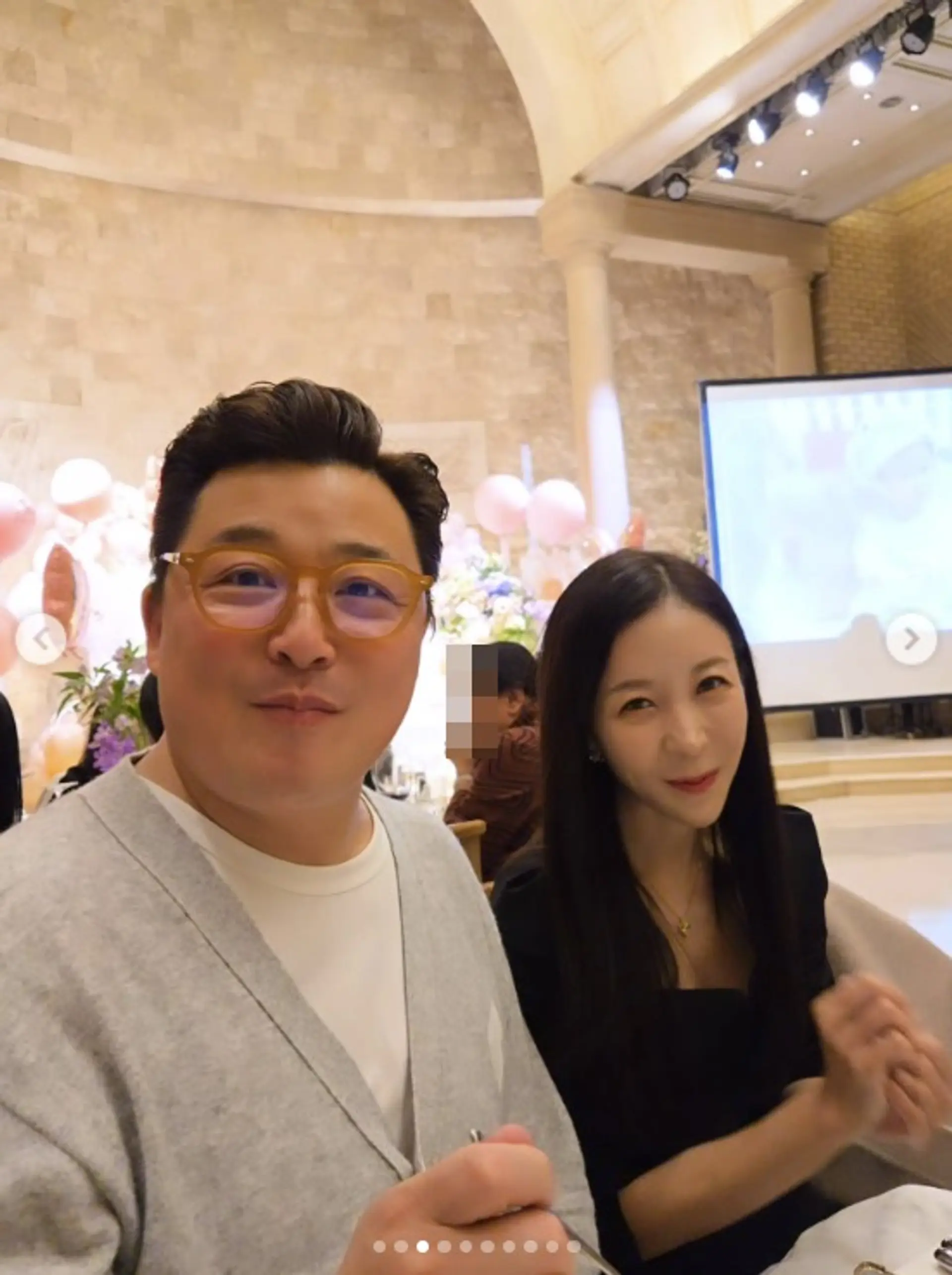 류시원 둘째 딸 돌잔치, 윤정수-원진서 부부 등 동료 연예인 총출동 "오랜만에 반가운 얼굴들"
