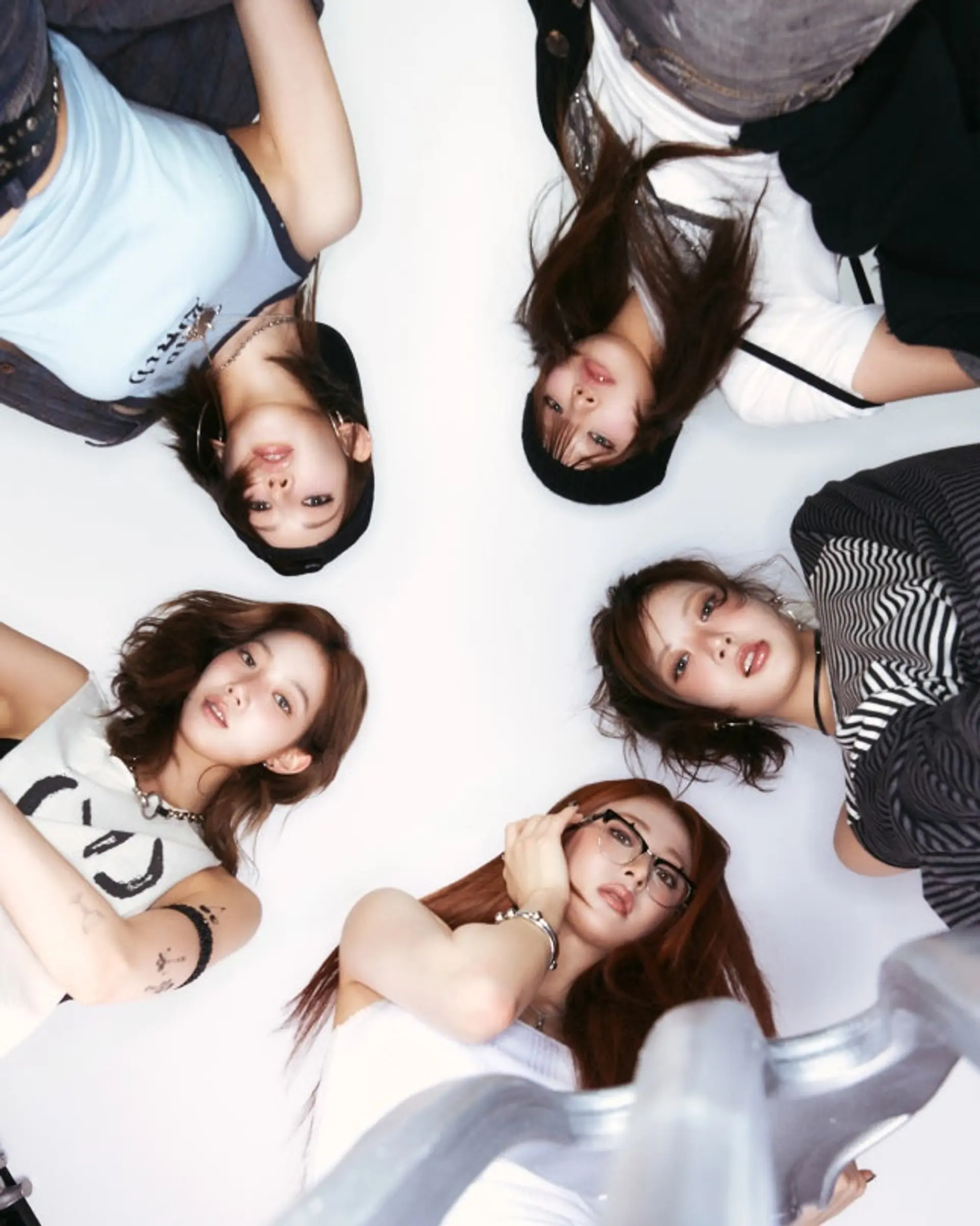 르세라핌 'SPAGHETTI (feat. j-hope of BTS)', 팀 자체 최단기간 1억 스트리밍 돌파... 글로벌 신기록 행진