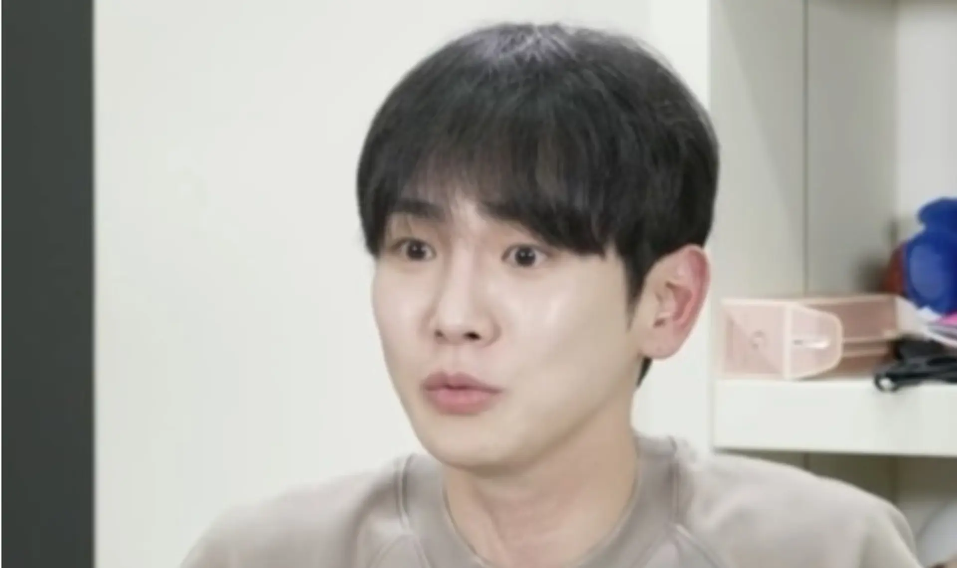 SHINee's Key Announces Suspension of Activities Amid Controversy Over Illegal Medical Procedures... Criticism Grows After Late Apology Following U.S. Tour