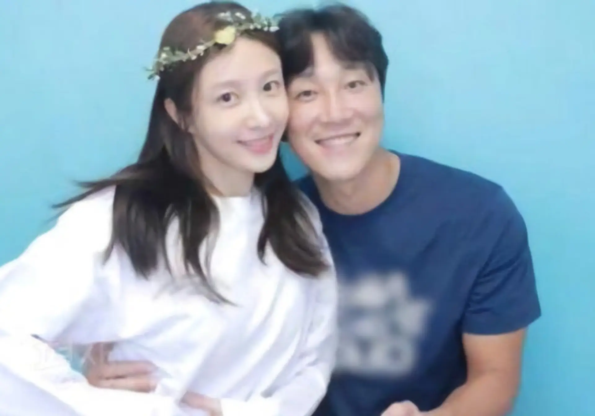 하니, 무의식 분석 결과 공개...결혼 연기 후 내면의 단단함 강조한 행보