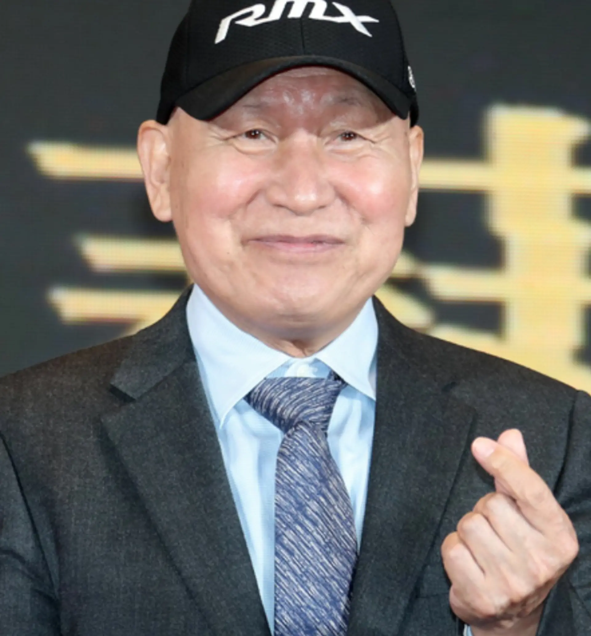 안성기, 심정지 위기 넘기고 심장 다시 뛰어… “고비 넘겼으나 아직 의식 불명”