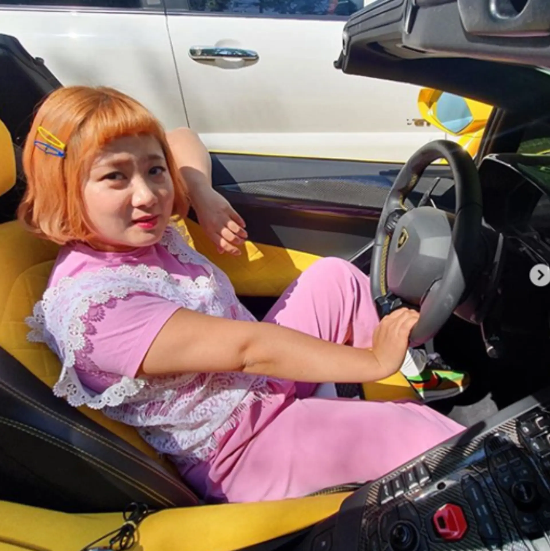 Park Na-rae's Allegations of Sexual Acts in a Vehicle: Expert Diagnosis... "If True, Workplace Harassment May Be Established"