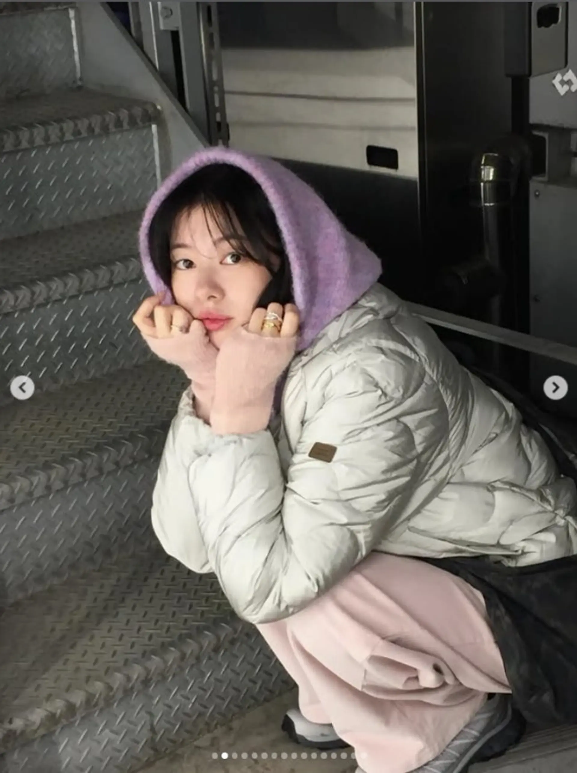 정소민, 37세 믿기지 않는 초동안 비주얼… '바라클라바'로 뽐낸 소녀미