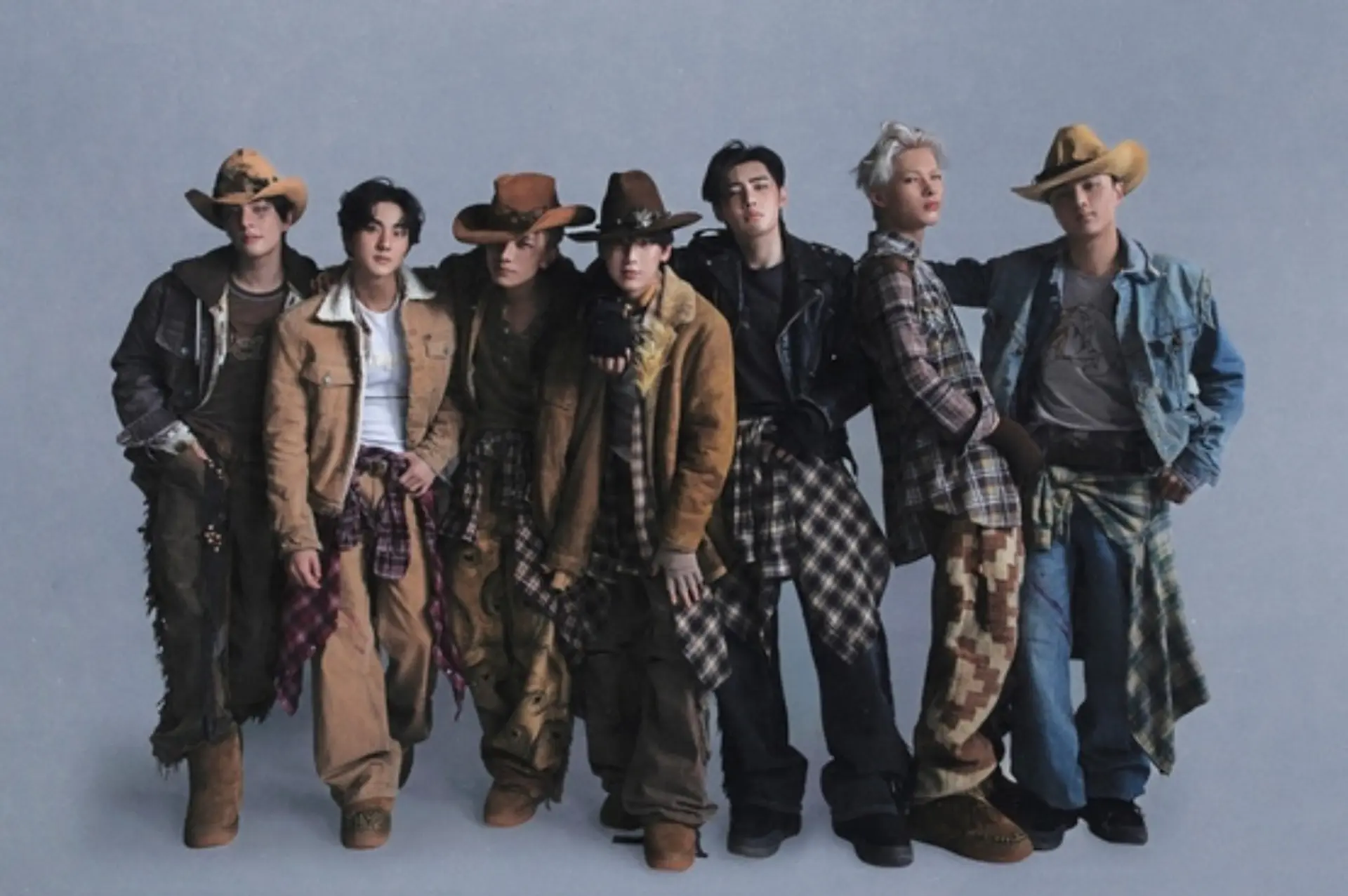 엔하이픈, 빌보드 극찬 "멈출 수 없는 앨범"… 165만 장 기염