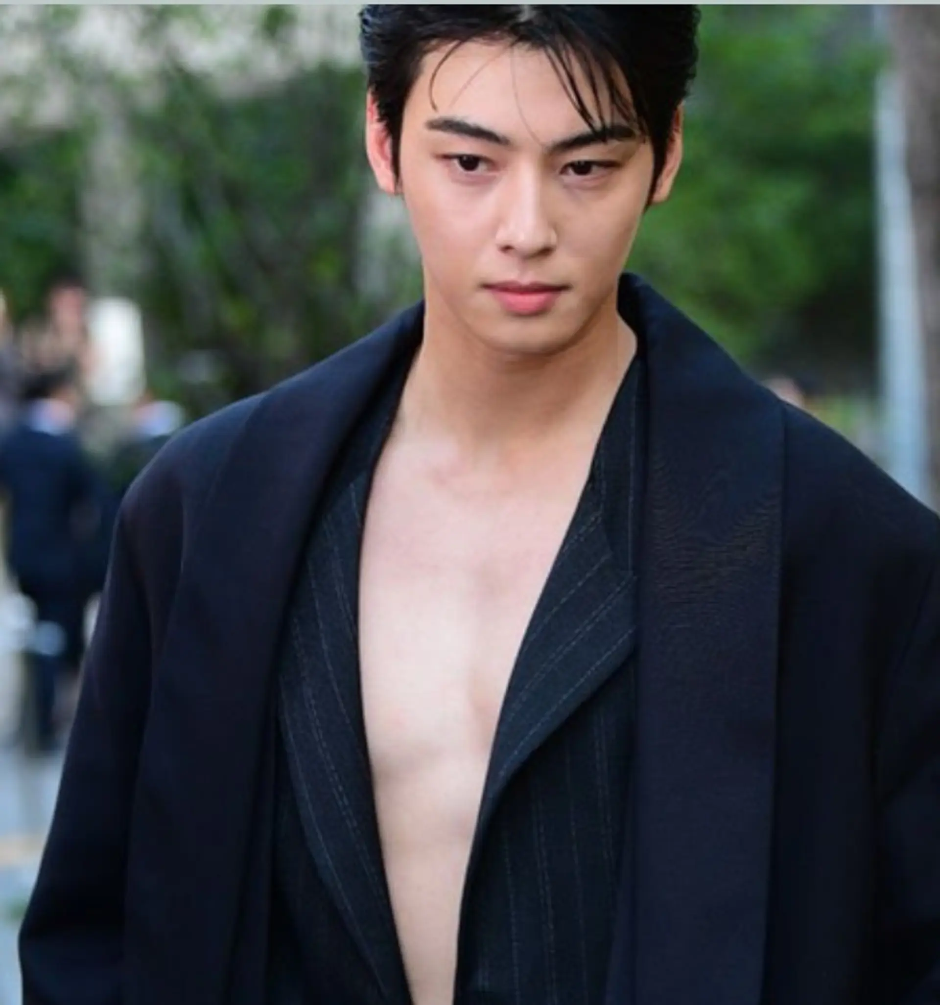 차은우, 200억대 세금 '폭탄'… "모친 회사, 페이퍼컴퍼니 의혹"