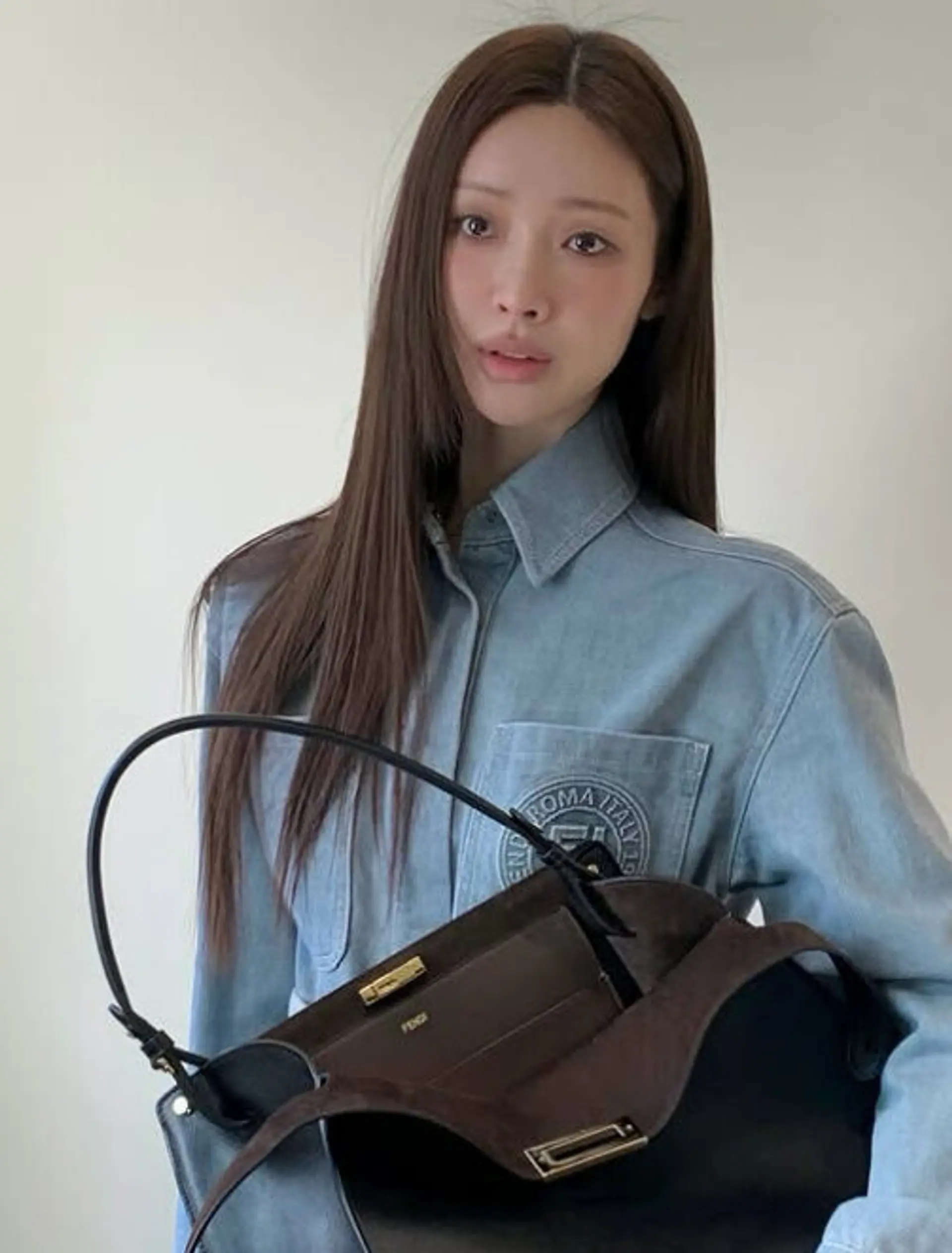 하정우의 연인 차정원, 입었다 하면 완판… 2030 홀린 '사복 센스'