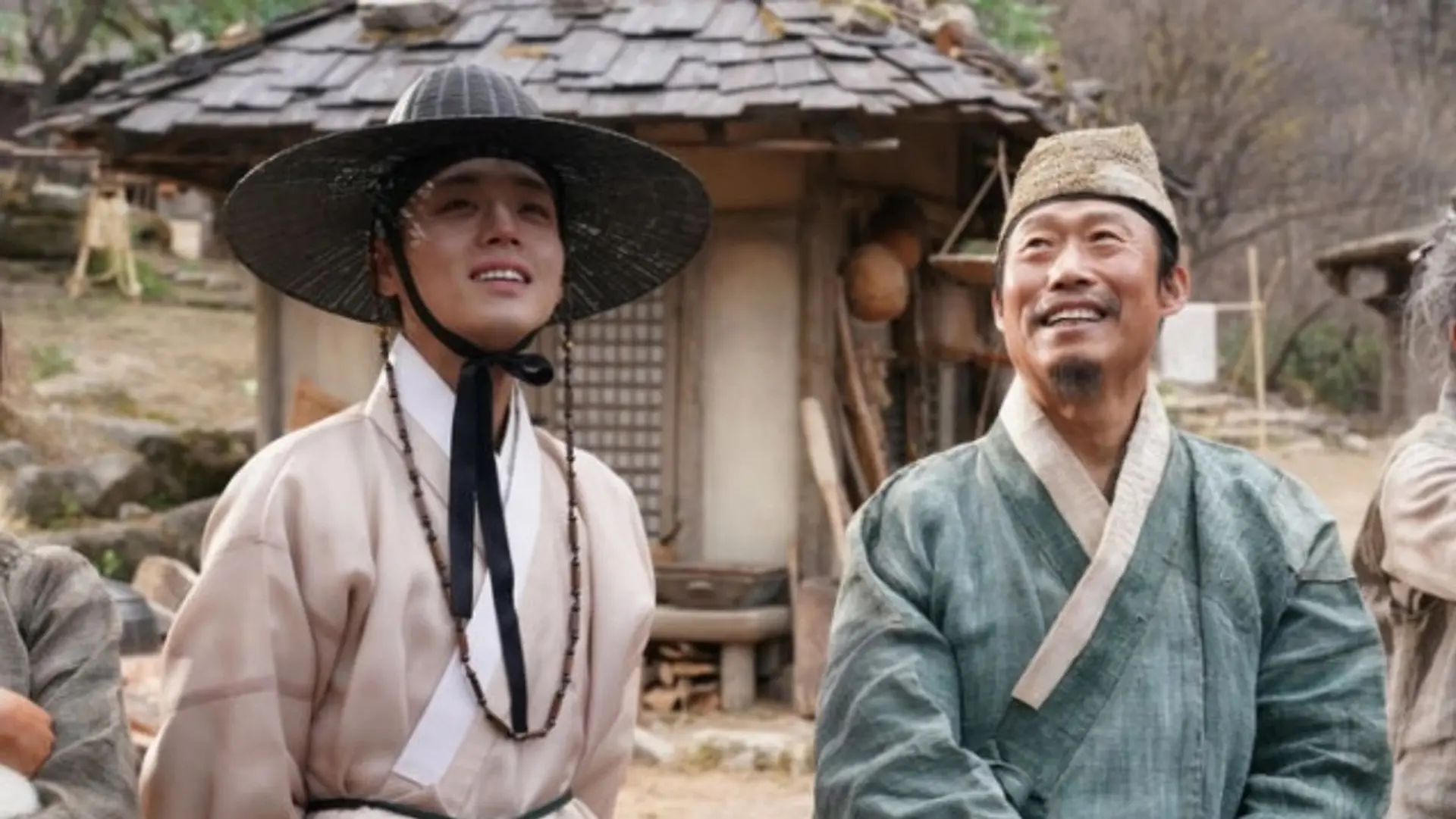 Jang Hang-jun ‘Người sống cùng vua’, vượt qua ‘Humint’ để giành lại vị trí số 1… Cơn sốt phòng vé