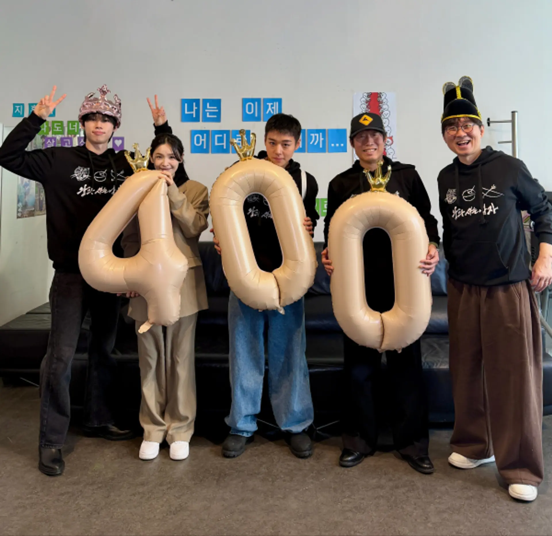 장항준 '왕과 사는 남자' 400만 돌파... 설 극장가 압도적 1위