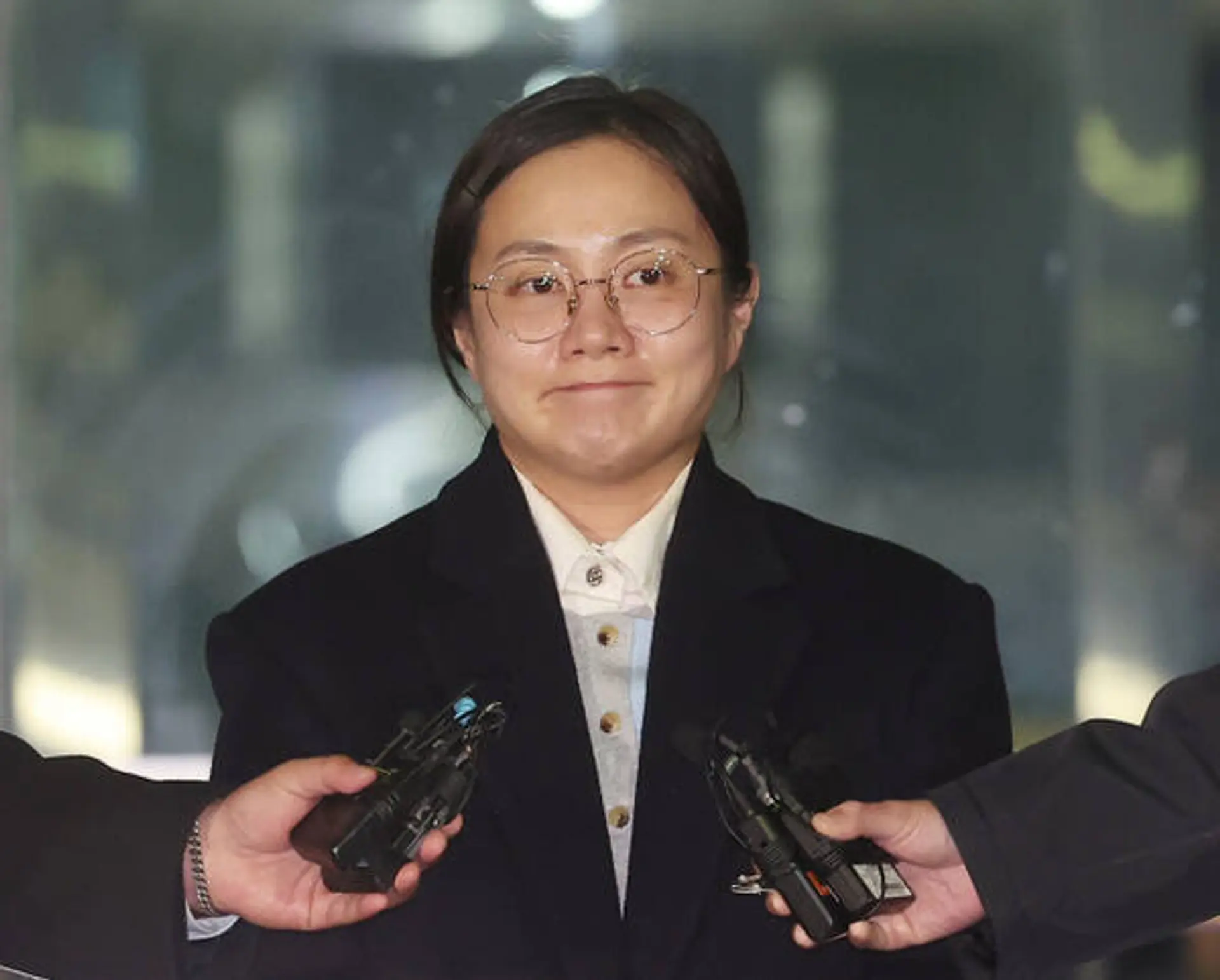 박나래, 8시간 고강도 조사 마쳐… "갑질·불법시술 소명했다"