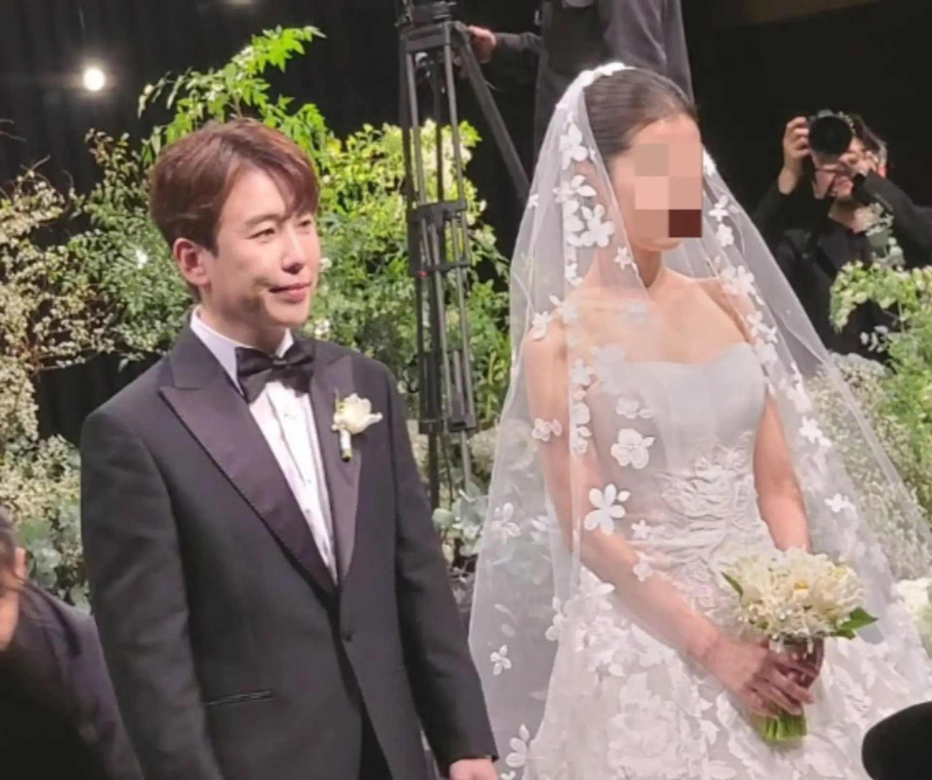 남창희, '한강 아이유' 윤영경과 결혼… 배우→구청 공무원 '반전'