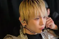 SHINee的Key在北美巡演中公开芝加哥演出现场...以华丽的视觉压倒舞台