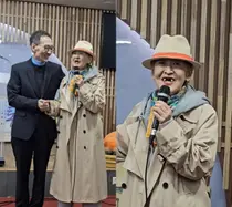 Actor Yoon Seok-hwa, who smiled brightly even with missing front teeth, expressed a desire to live as herself in her lifetime confession