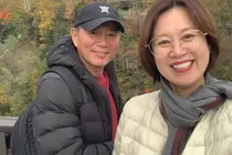 박미선, 남편 이봉원과 행복한 여행 근황 공개 항암 치료 전 모습 눈길