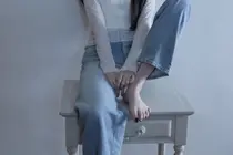 IVE的张元英，宛如洋娃娃般不现实的视觉...公开充满神秘魅力的画报