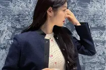 金妍儿，依然优雅的花样滑冰女王……在奢侈品活动中展现清新视觉