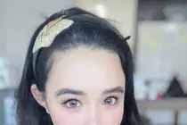 “卸掉浓妆后……” 2NE1朴宝英，活动暂停后面貌大变