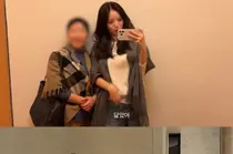 'Hashtag 4' Kim Ji-young, Wearing a Swimsuit, Shows Off Her Defined D-Line… '49kg to 56kg'