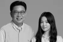 Song Hye-kyo dan Seo Kyung-deok, Penghormatan untuk Hari 1 Maret... 