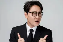 Nahuli si Lee Hwi-jae sa Korea, hindi para sa imigrasyon sa Canada kundi para sa pahinga at edukasyon… 