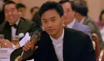 Ika-23 Anibersaryo ng Pagpanaw ni Leslie Cheung: Ang Bituin ng Hong Kong na Umalis na Parang Isang Panaginip… “Isang Walang-Hanggang Icon na Nagniningning Kahit Amid ang Mga Hinala at Presyon na Nagmumula”