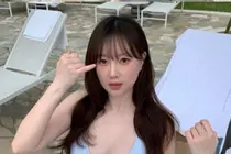 나인뮤지스 금조, 파격 비키니 D라인 공개…뱃살 아닌 아들