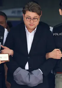 옥중 김호중, 지분 가치 50억 돌파…소속사 놀라운 반전 실적