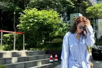 김혜수, 56세 안 믿기는 완벽 레깅스 핏…독보적 일상