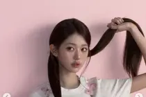  아이브 장원영, 핑크빛 화보 속 우월한 비율 과시 