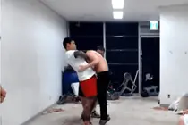 정찬성 ZFN, '생방송 기절 논란' 김중우 계약 해지…경찰 상해 혐의 수사 