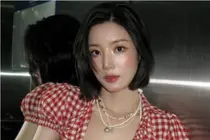권은비, 이동 중 차량 접촉 사고…팬사인회 취소 후 