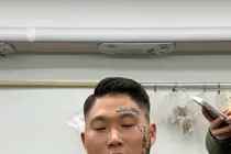 스윙스, 영화 '타짜: 벨제붑의 노래' 배우 데뷔… 타투 분장 비하인드 공개