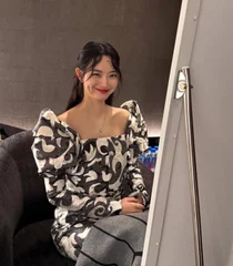 即将结婚的申敏儿，展现出水灵灵的美貌...与金宇彬于20日秘密结婚
