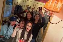 Girls' Generation Holds Surprise Party for Yuri's Birthday... 