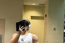 'Dad! Where Are You Going?' Yoonhoo, Stormy Growth Update... Showcasing a Surprising 'Muscular Body' with a Familiar Face