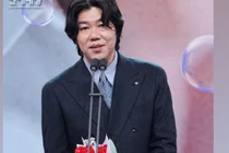 Lee Hyori Responds in Real Time to Husband Lee Sang-soon’s Award... 