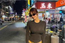 TWICE's Momo Reveals Her Unique Glamorous Figure... Perfect Visuals to Conclude 2025