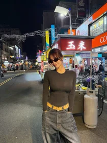 TWICE的Momo，独特的性感身材公开……2025年完美视觉的最后装饰