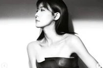 Is She Really in Her 40s? Ha Ji-won Stuns in a Bra Top... Timeless Beauty That Defies Age