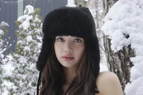 Lisa, Bold Bikini on the Snowfield… 