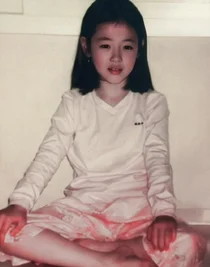 “你为何如此悲伤地哭泣”……故雪莉的亲哥哥，公开未发布的照片