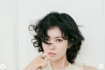 Song Hye-kyo Shows Off Defined Abs in Daring Leather Top...Transforms with Short Perm