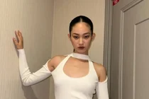 '아시아 최초 샤넬 뮤즈' 신현지, 비연예인 연인과 깜짝 결혼