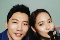 기태영 부친상 비보…아내 유진과 애통함 속 빈소 지켜