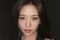 IVE An Yujin’s Otherworldly Elegance in the Dark… Unrivaled Goddess Visuals