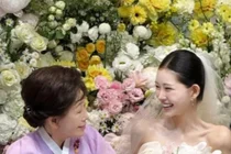故 최진실 딸 최준희 눈물의 결혼식…불화설 외할머니 오열