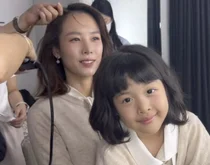조윤희 딸 로아, 벌써 이렇게 컸나…'170cm 유전자' 폭풍 성장