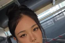 '워터밤 2026' 비비, 파격 비키니 자태…권은비 잇는 새 여신